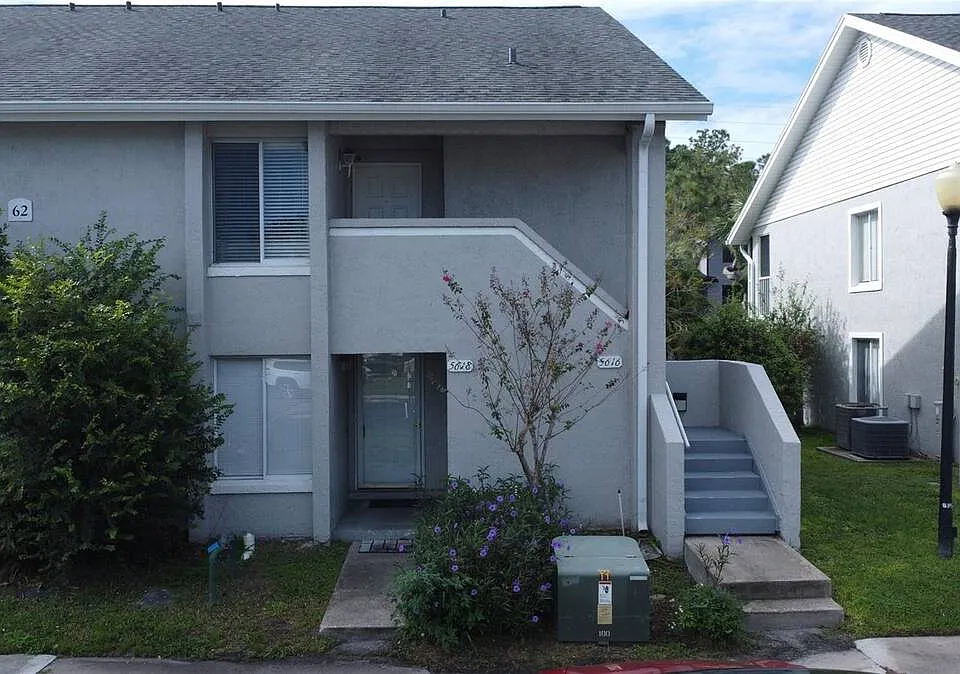 5618 Blue Shadows Ct #62-3