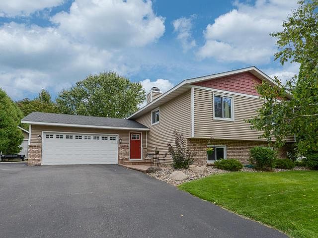 1st image of 2402 Friendship Ln