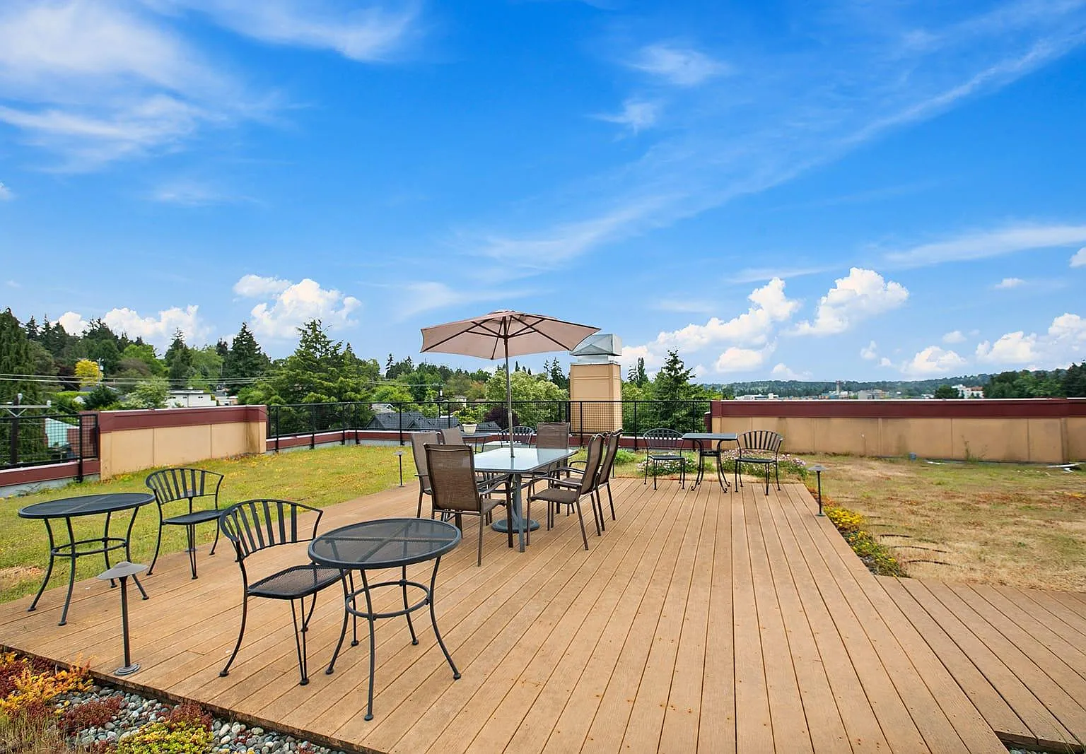 Victoria Park Senior Living Apartments — Photo 4