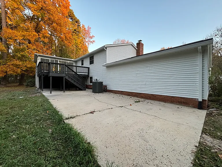 1603 Van Dyke Dr — Photo 16