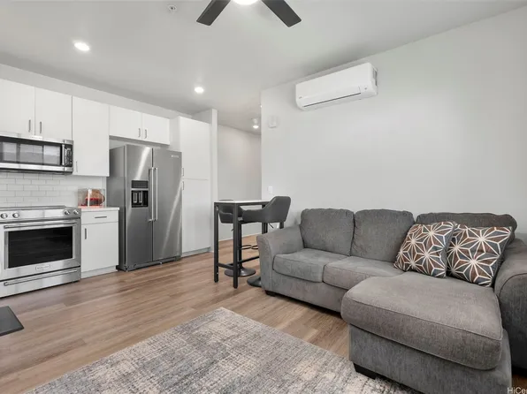 91-3575 Iwikuamoo St #308, Ewa Beach, HI 96706