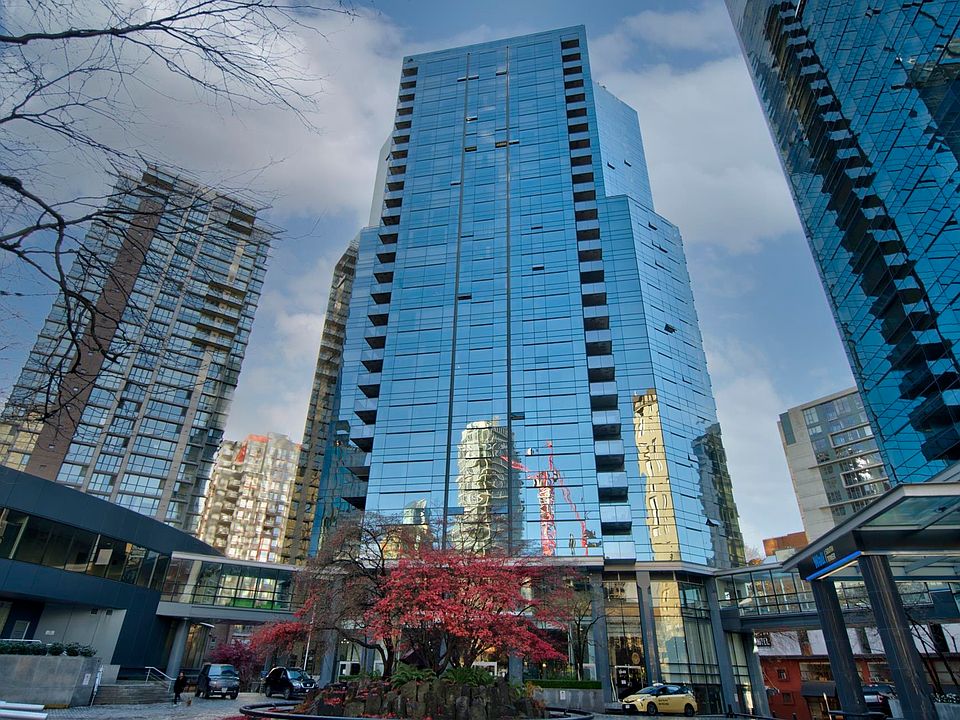 1st image of 1050 Burrard St #503
