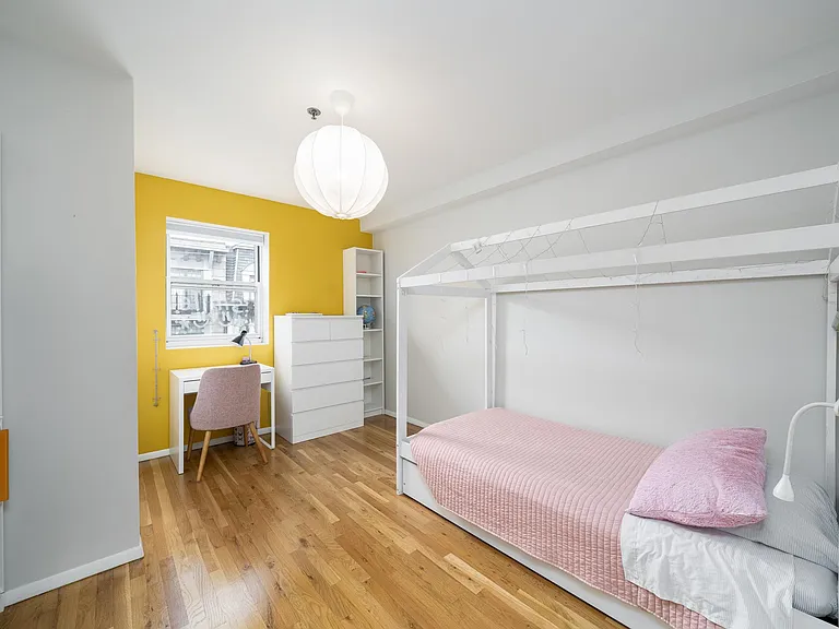 83 Madison St #3 — Photo 9
