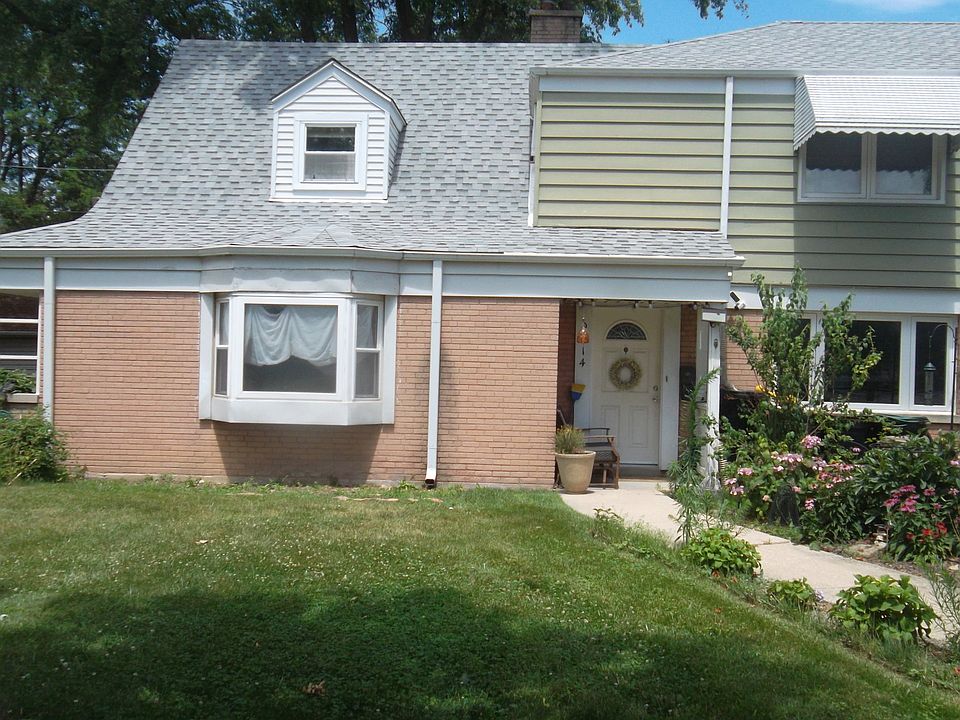 2nd image of 9116 Brookfield Ave