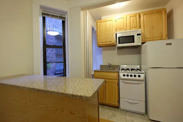 Rented by Keller Williams NYC | media 16