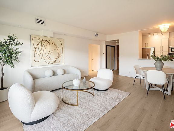 5th image of 838 N Doheny Dr APT 1204