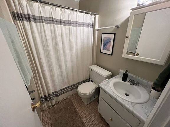 2nd image of 291 S Finley St #C4ece33c5