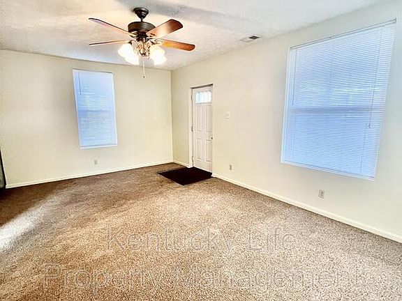 5th image of 606 Hoge Ave