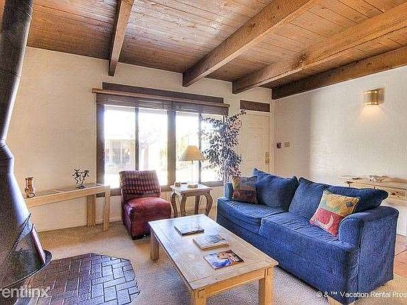 Welcome to Artist Road #18