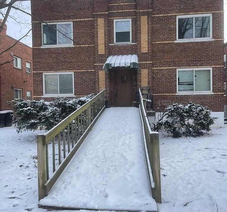 1st image of 5008 Newfield Ave APT 2