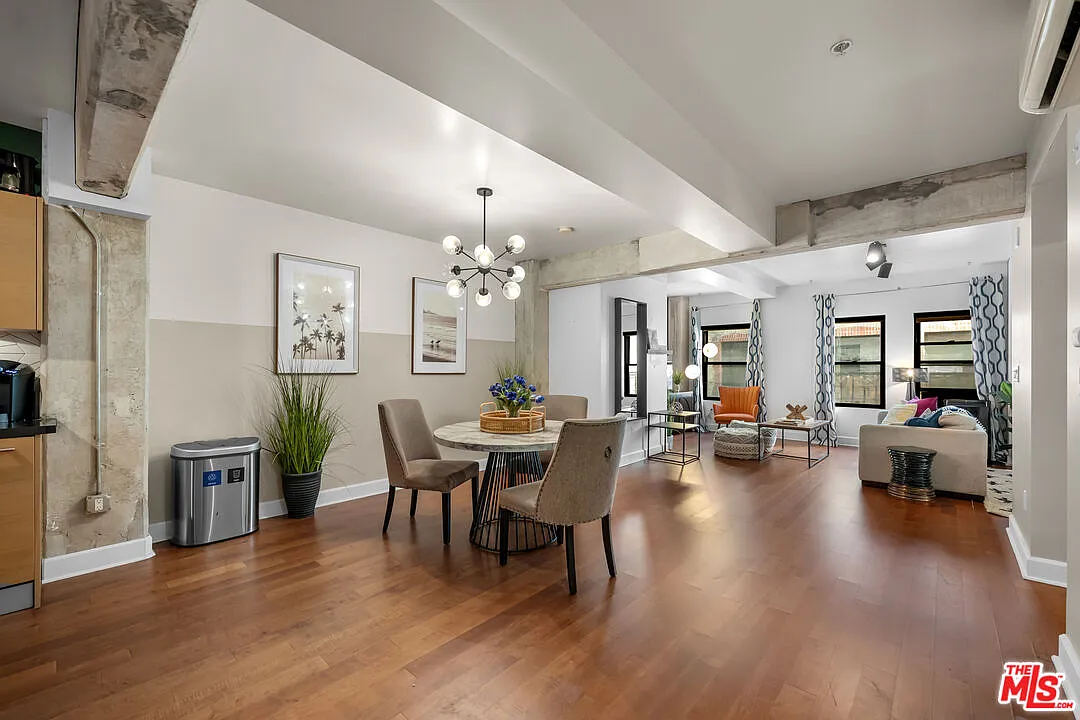 Studio, 1.0 bath, 780 sqft, $2,000 — Photo 2