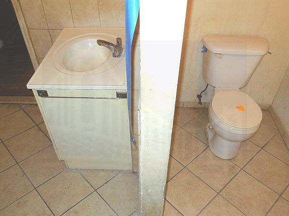 4th image of 722 E 217th St APT 1B