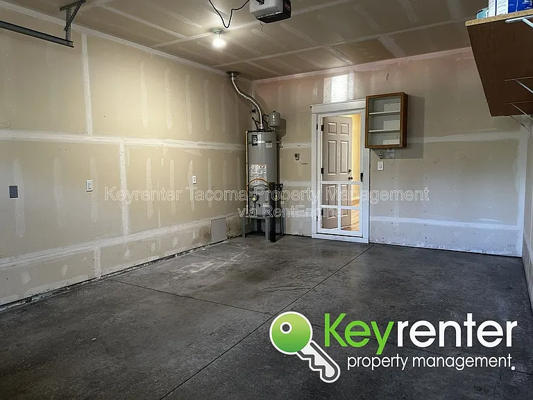 809 SE 9th Cir — Photo 27