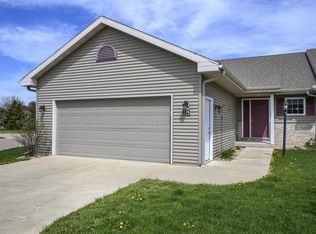 174 Elliott Ln, Oregon, WI 53575