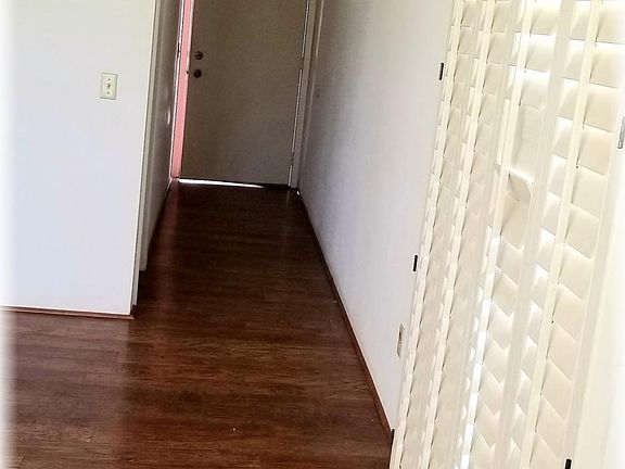 4th image of 5223 N 24th St APT 205