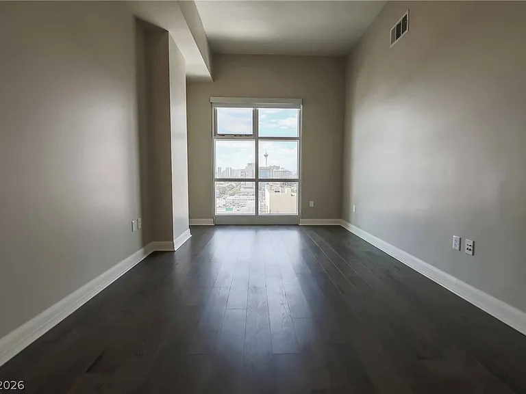 150 Las Vegas Blvd #1211 — Photo 10