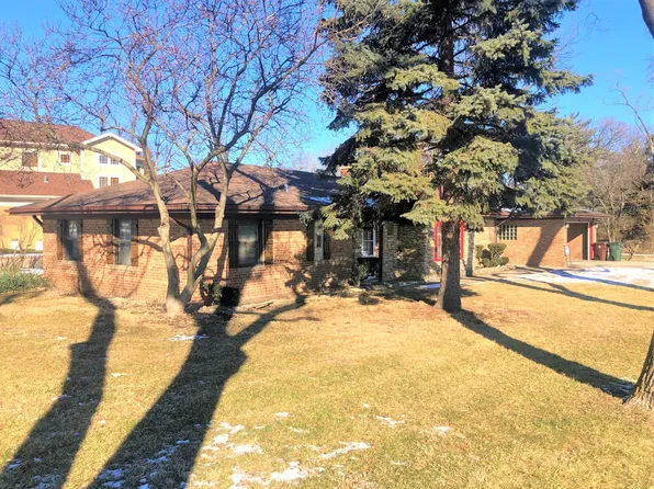 17W286 Karban Rd, Oakbrook Terrace, IL 60181