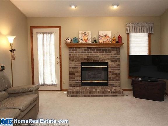 4th image of 6405 Chesterfield Ct