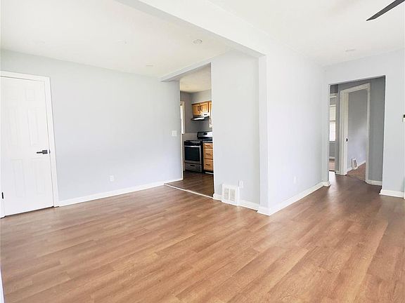 4th image of 7434 Liberty Ave