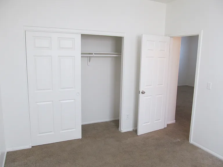 7471 Nicklin St — Photo 30