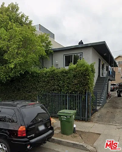 3857 W Mont Clair St Photo 1