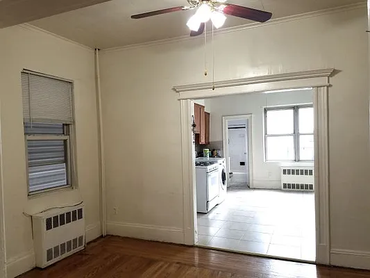 Rented by MCR Realty | media 6