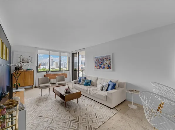 1581 Brickell Ave APT 707, Miami, FL 33129