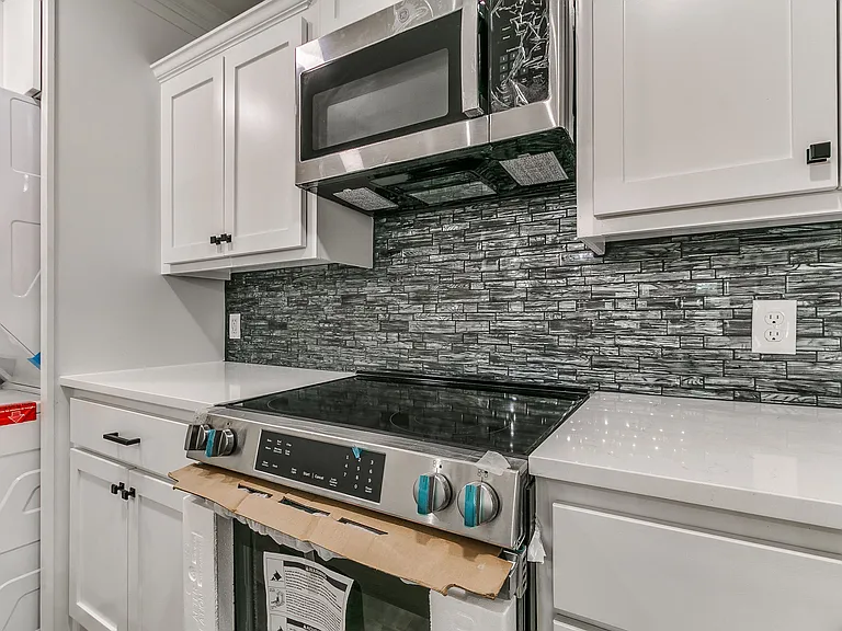 1805 N Gatewood Ave — Photo 26