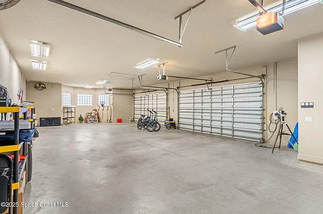 4022 Tradewinds Trl — Photo 58