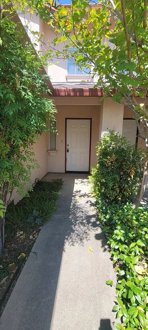 BUR3 — Photo 2