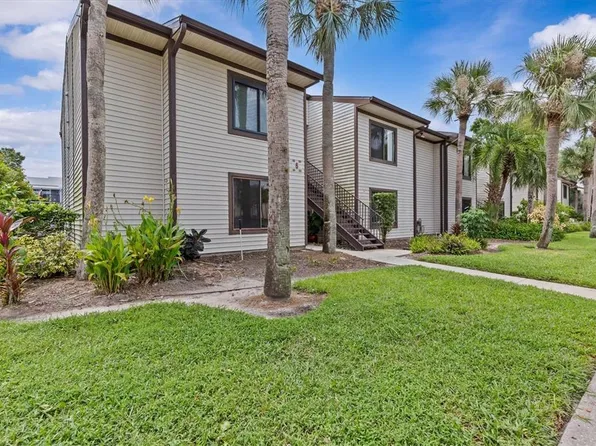 388 Moorings Cove Dr Unit 6E, Tarpon Springs, FL 34689