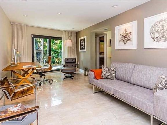4th image of 110 Venetian Way San Marino