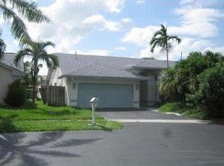 10216 Welleby Isles Ln, Sunrise, FL 33351