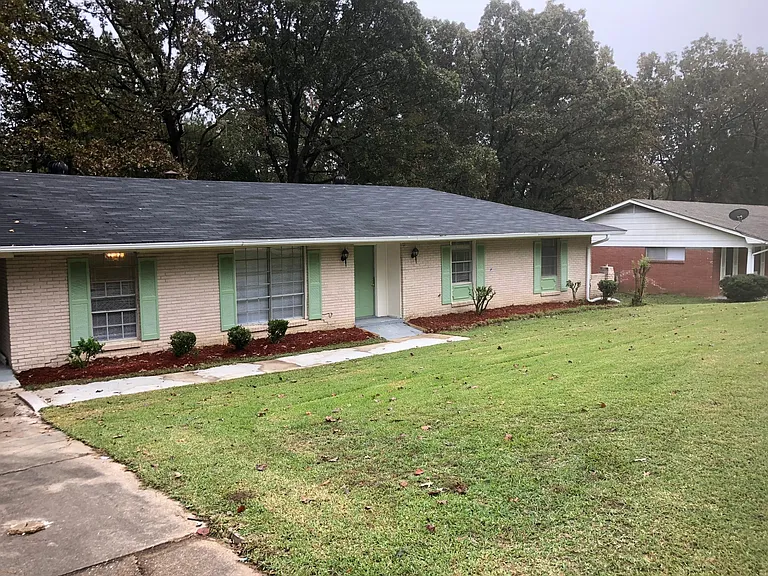 806 Franklin Dr — Photo 18