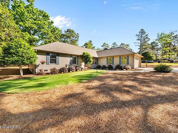 3rd image of 134 Fawnwood Drive