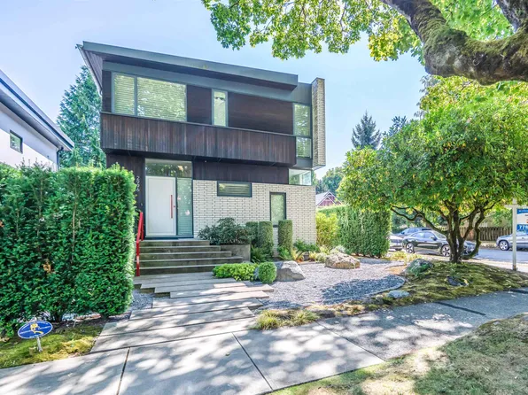 2996 W 11th Ave, Vancouver, BC V6K 2M3