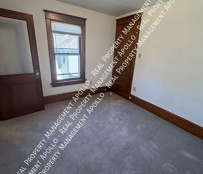 563 Lincoln Ave — Photo 17