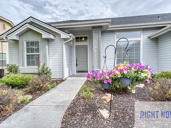5th image of 1988 W Grand Teton Dr