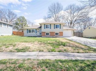 6601 N Wayne Ave, Gladstone, MO 64118