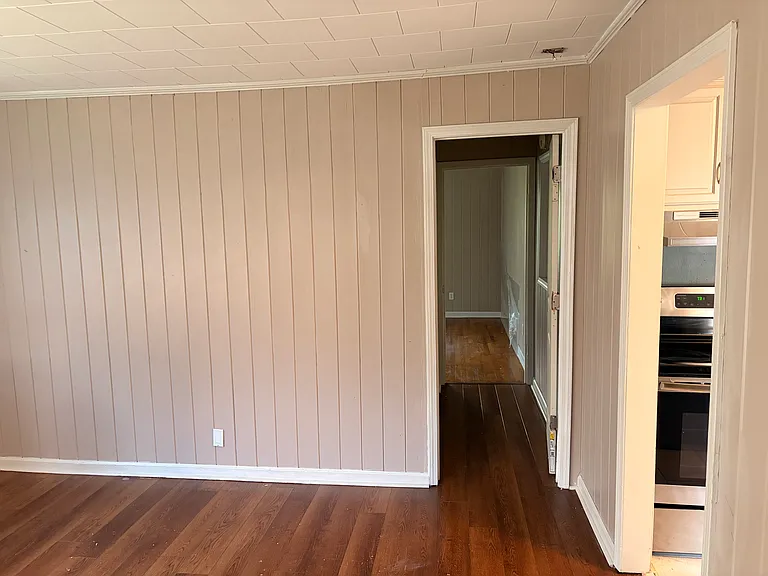 128 Orange St — Photo 3