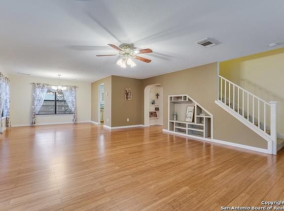 5th image of 7410 John Miller Ct