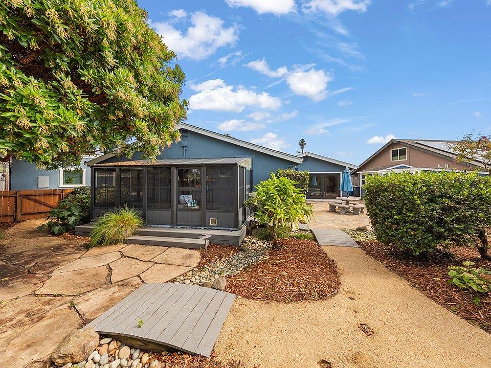 1568 Mizzen Ln, Half Moon Bay, CA 94019 | Zillow