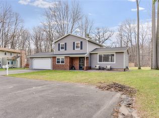 691 Regina Dr, Webster, NY 14580