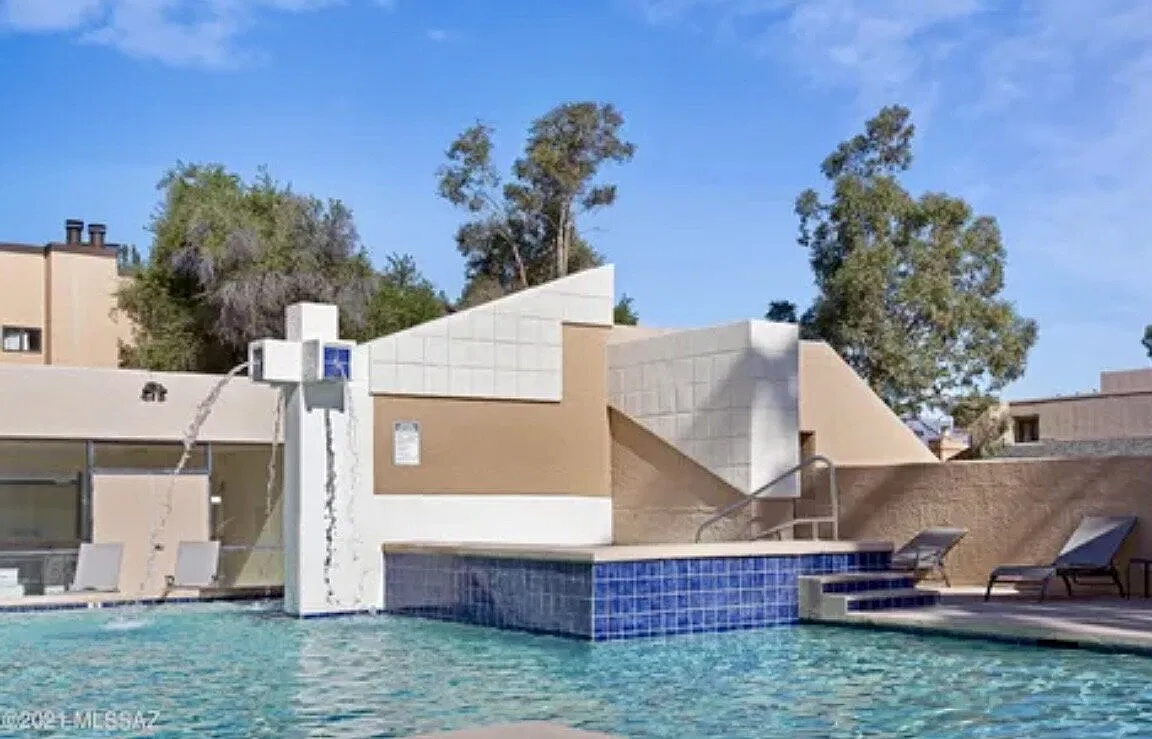 2 bed, 2.0 bath, $1,495 — Photo 2