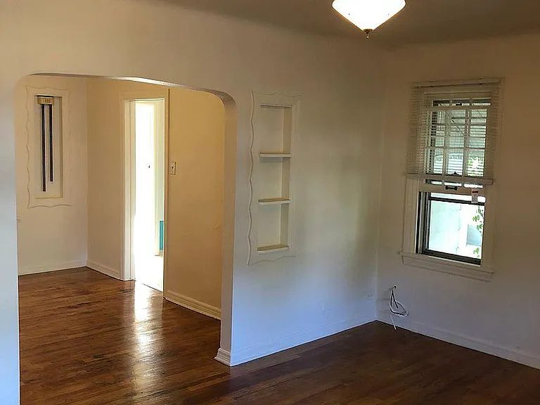 2410 S Williams St — Photo 6