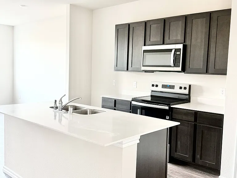 314 Cedar Ct — Photo 11