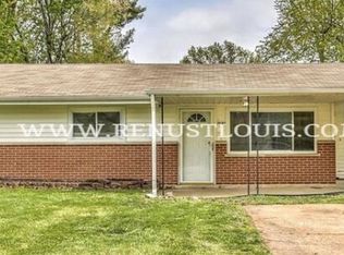 3840 Keats Dr, Saint Louis, MO 63134