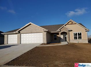 10426 S 106th St, Papillion, NE 68046
