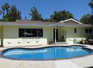 900 Donnan Pl, Vista, CA 92084