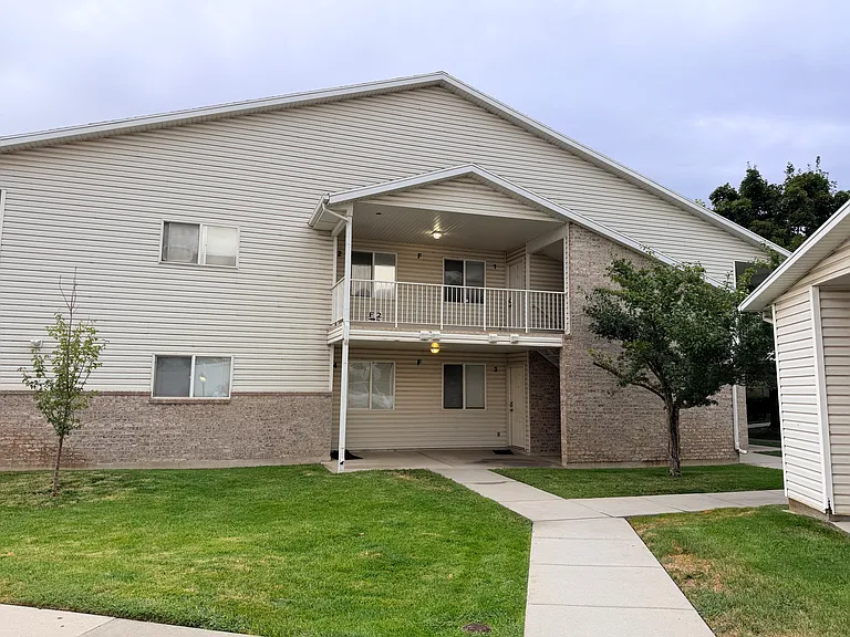 2421 N 400 E #1 — Photo 1